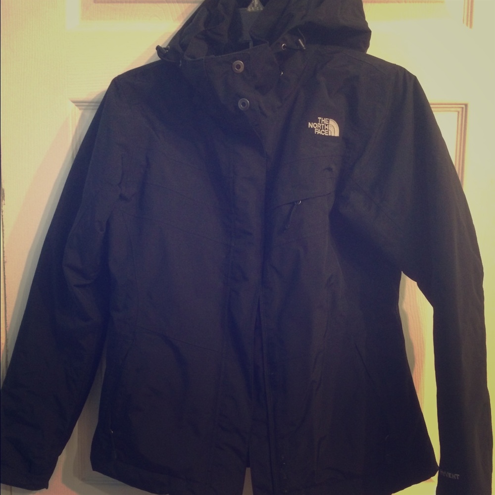 Black north face jacket